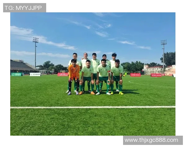 与足球明星合影时的沟通技巧与注意事项分享